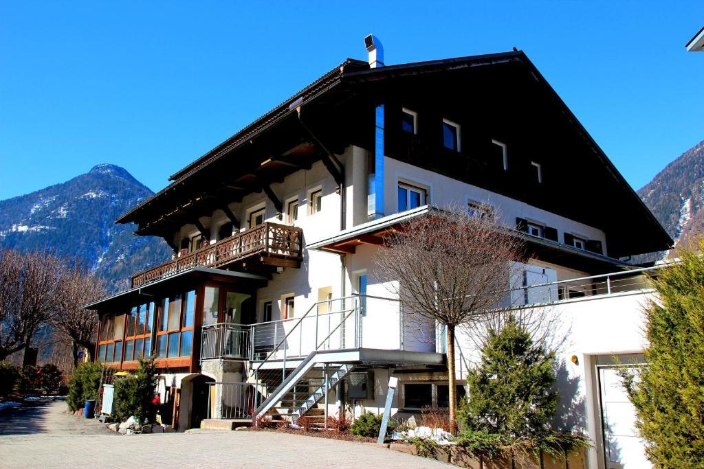 Gasthof Residence Brugghof & Erlhof Кампо-Турес Экстерьер фото